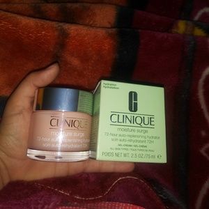 Clinique moisture surge